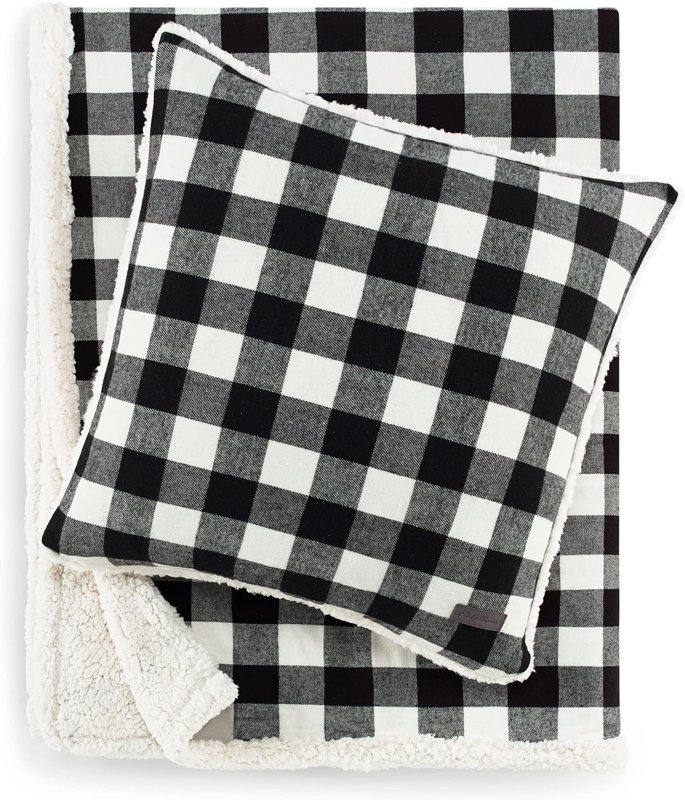 Eddie Bauer sherpa throw blanket