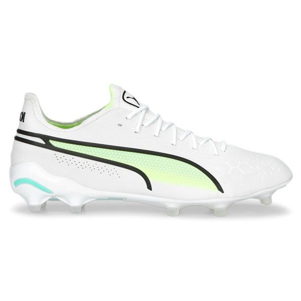 PUMA King Ultimate soccer cleats