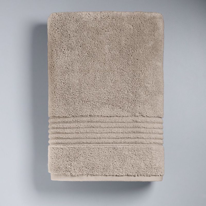 Simply Vera bath towel